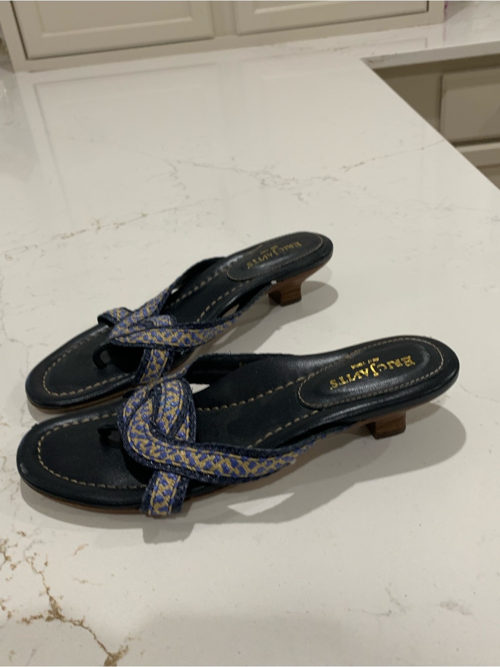 Eric Javits kitten heel sandals Shoes 8